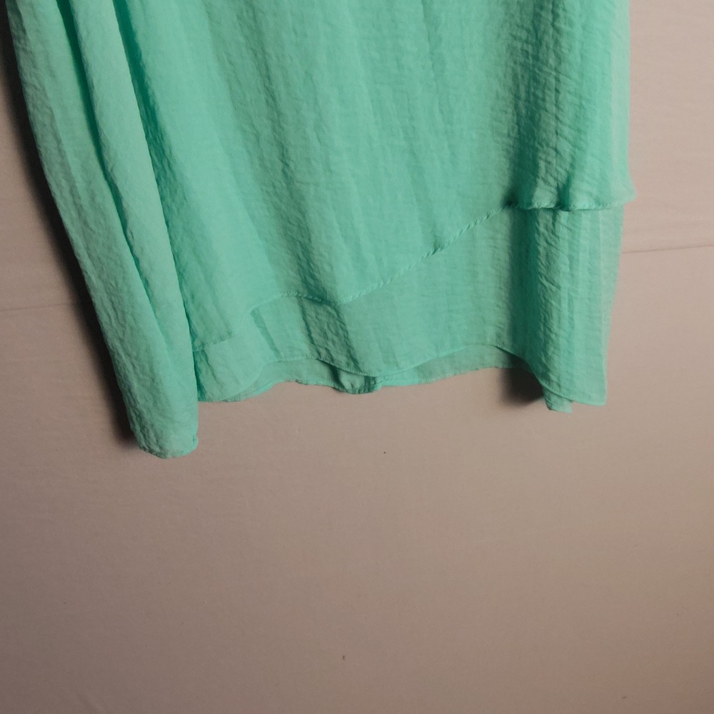 a.n.a A New Approach Mint Green Tiered Sleeveless Tank Top Blouse Back Zip Large - Picture 9 of 10